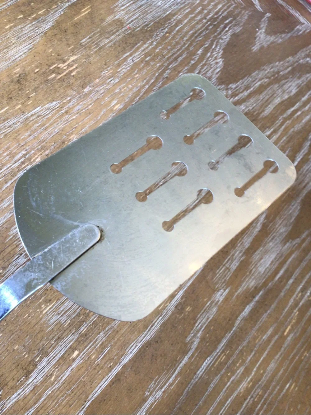 Vintage Ekco Stainless Steel Keyhole Slotted Spatula Turner Black Handle USA 13”